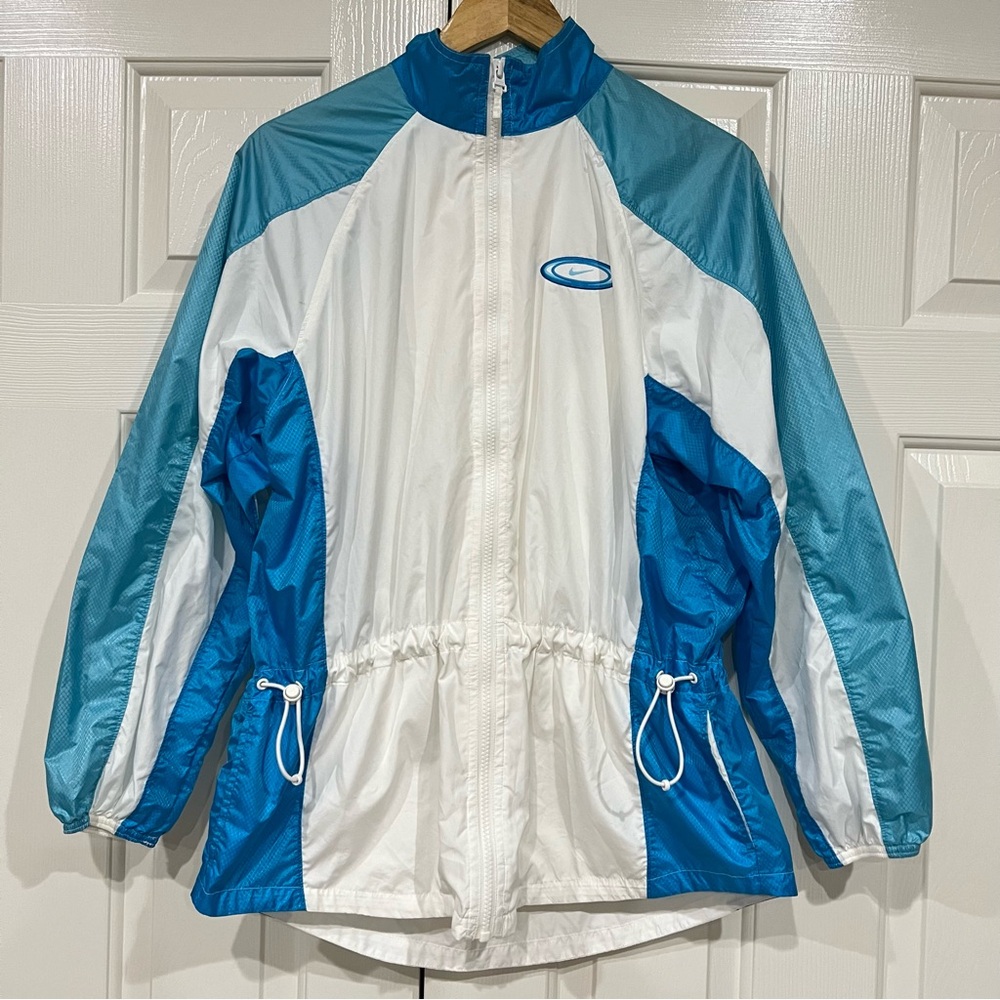 Excellent Vintage Nike Blue White Windbreaker Jacket in size Medium